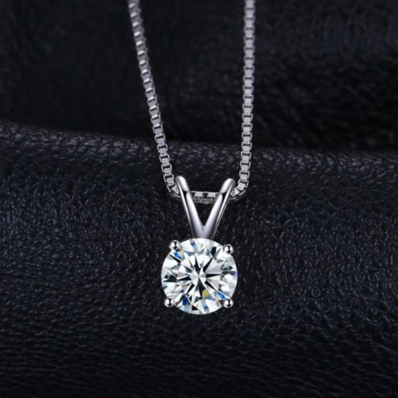 Jewelry - 💗 1ct Simulated Diamond CZ Stud Pendant